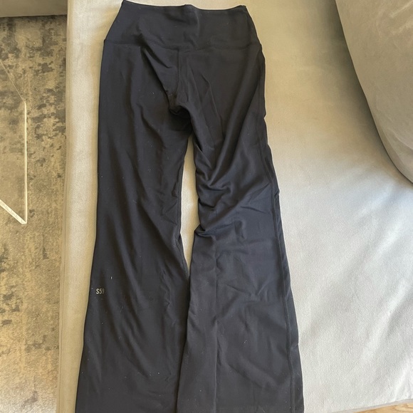 SPLITS59 Raquel flare yoga pant (short) - Picture 4 of 5